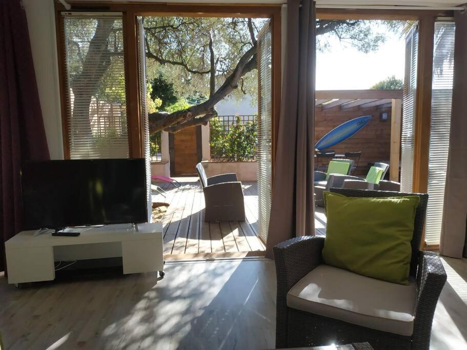 Apartamento Studio Jacuzzi Prive A 8 Min A Pied De La Plage La Ciotat Exterior foto