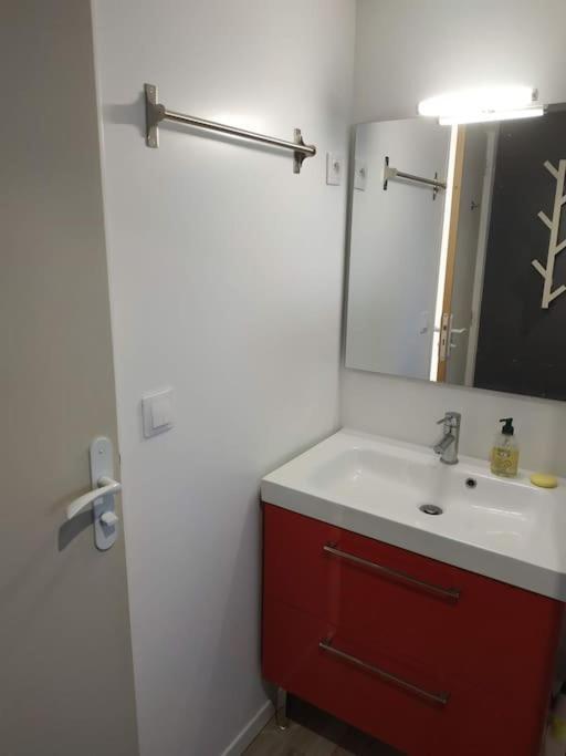 Apartamento Studio Jacuzzi Prive A 8 Min A Pied De La Plage La Ciotat Exterior foto