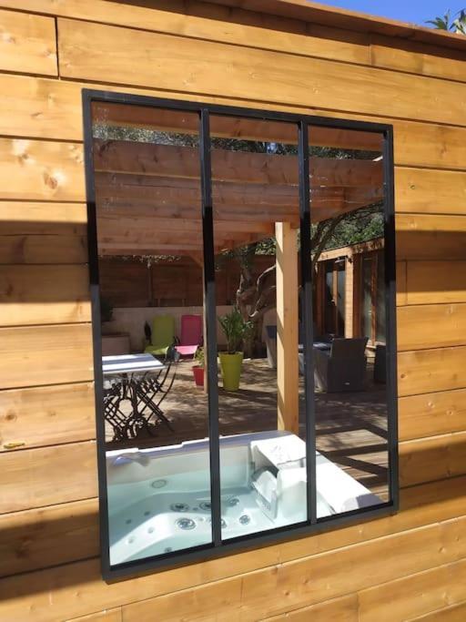 Apartamento Studio Jacuzzi Prive A 8 Min A Pied De La Plage La Ciotat Exterior foto